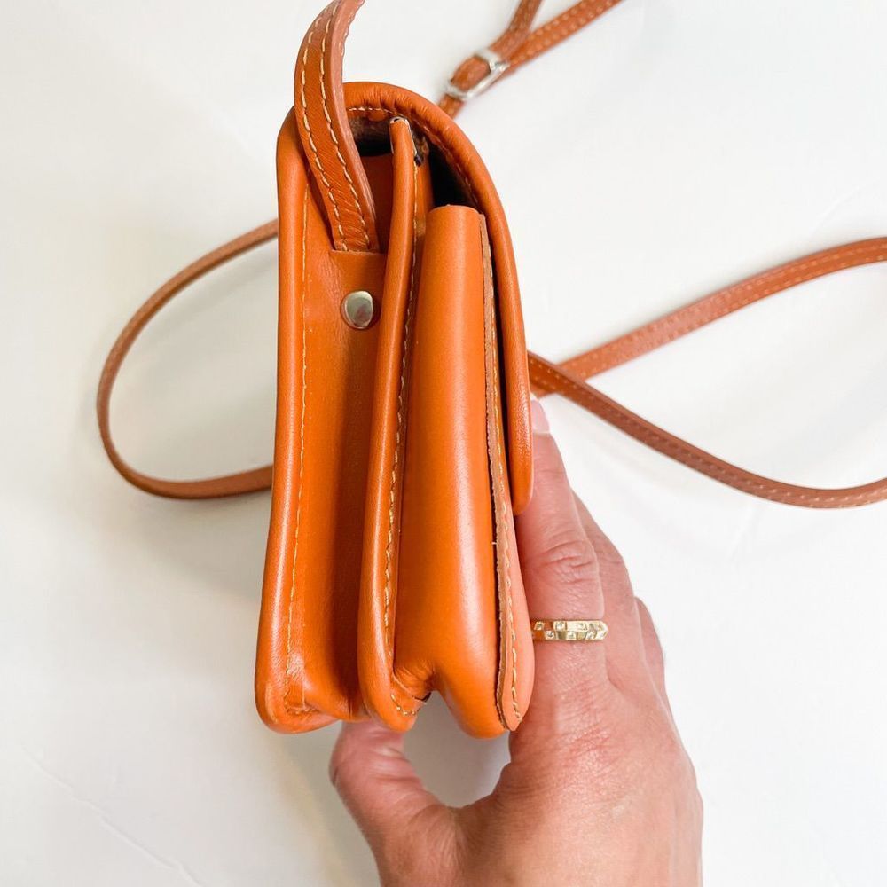 Firenze Italian Leather Saddle bag crossbody - Picture 8 of 13